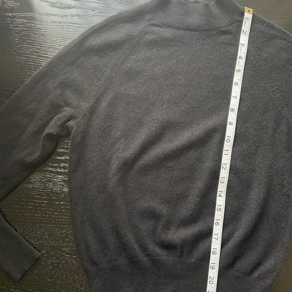 Everlane the Cashmere Mockneck Black Sweater, S - Picture 7 of 9